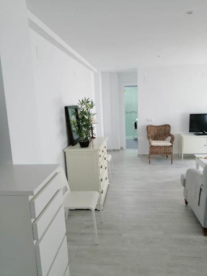 Апартаменты Hormaza Chiclana Чиклана-де-ла-Фронтера Экстерьер фото