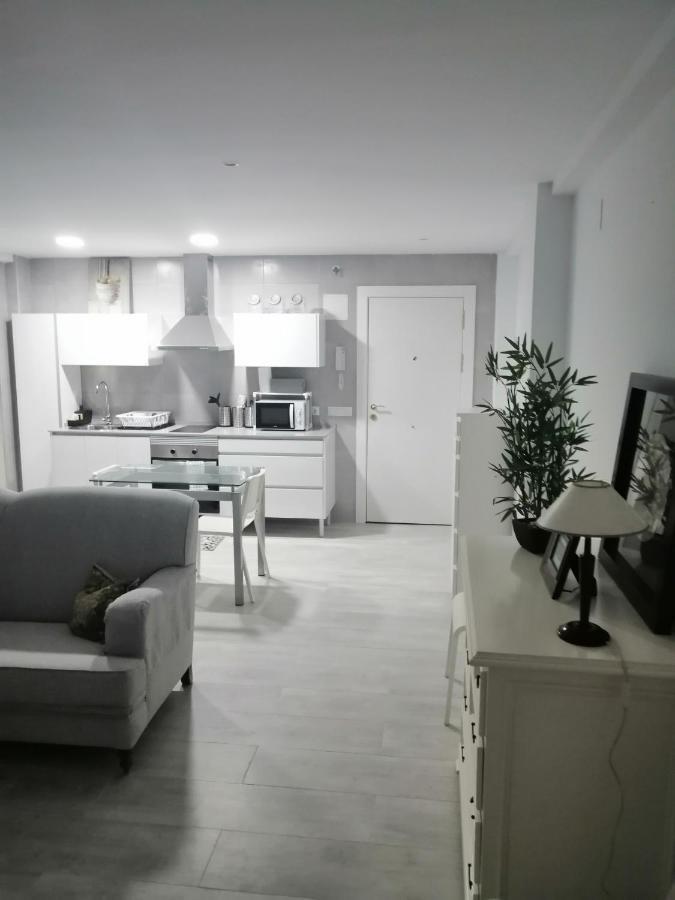 Апартаменты Hormaza Chiclana Чиклана-де-ла-Фронтера Экстерьер фото